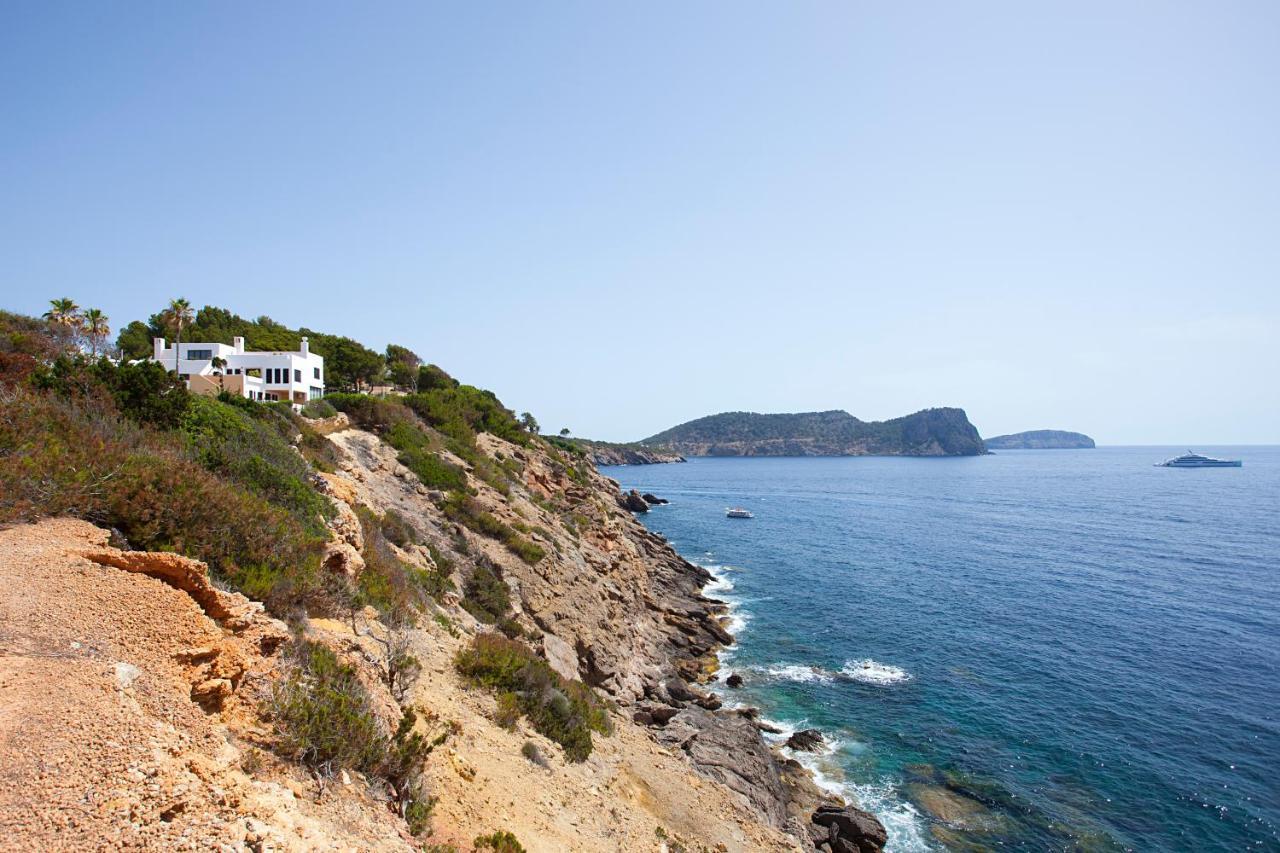 Apartamentos Club Cala Azul Sant Carles de Peralta Luaran gambar